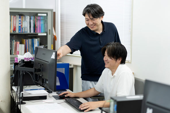 採用情報 設計スタッフ